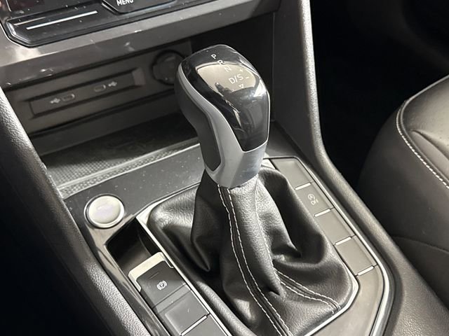 Used 2023 Volkswagen Tiguan SE image 37