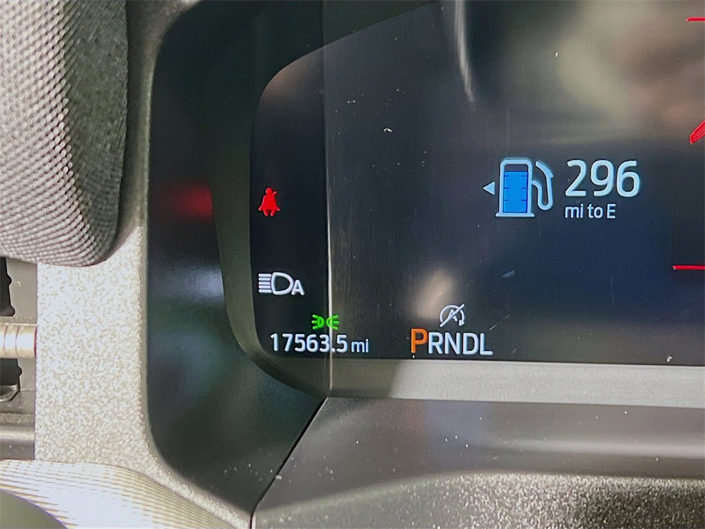 Used 2025 Ford Explorer Active image 12