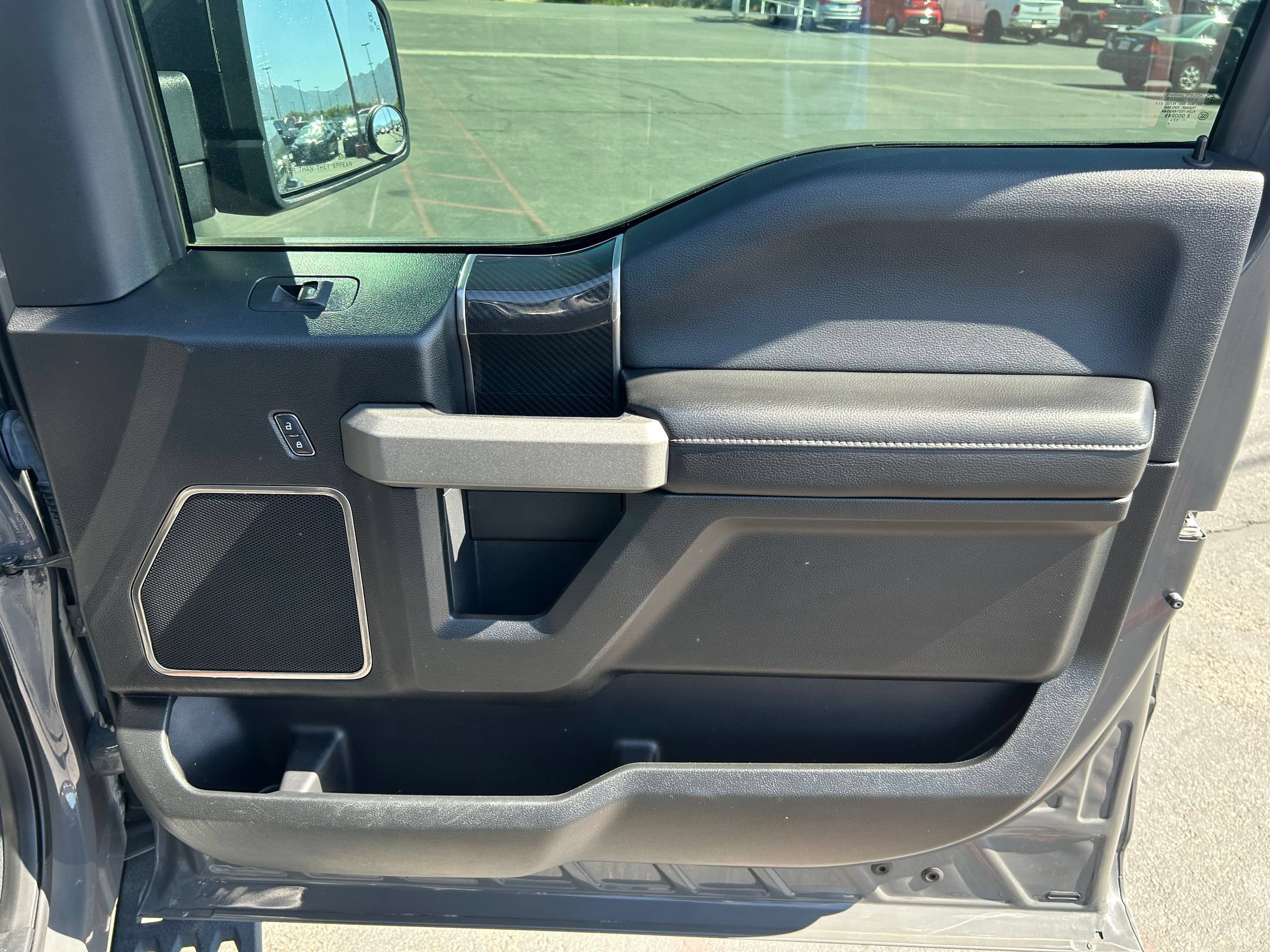 Used 2018 Ford F150 Raptor w/ Equipment Group 802A Luxury AWD/4WD image 29