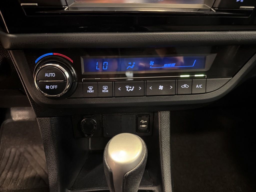 Used 2016 Toyota Corolla S image 19