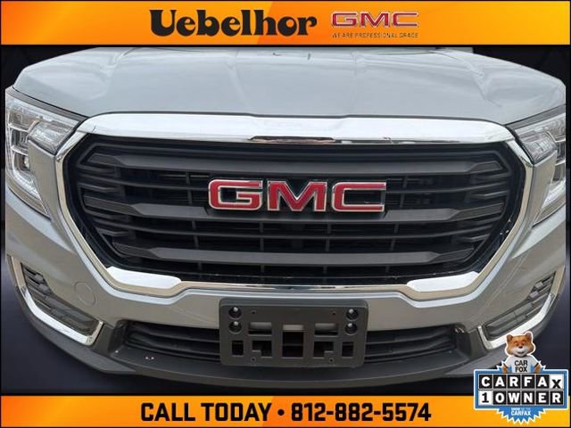 Used 2024 GMC Terrain SLE AWD/4WD image 12