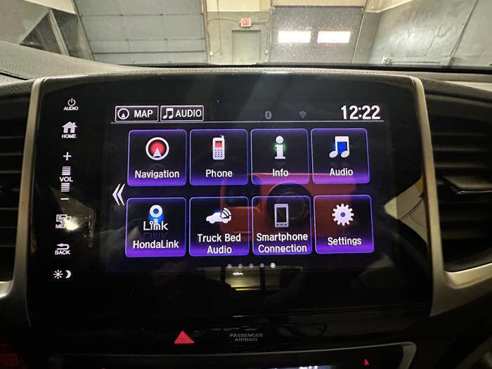 Used 2017 Honda Ridgeline RTL-E image 36