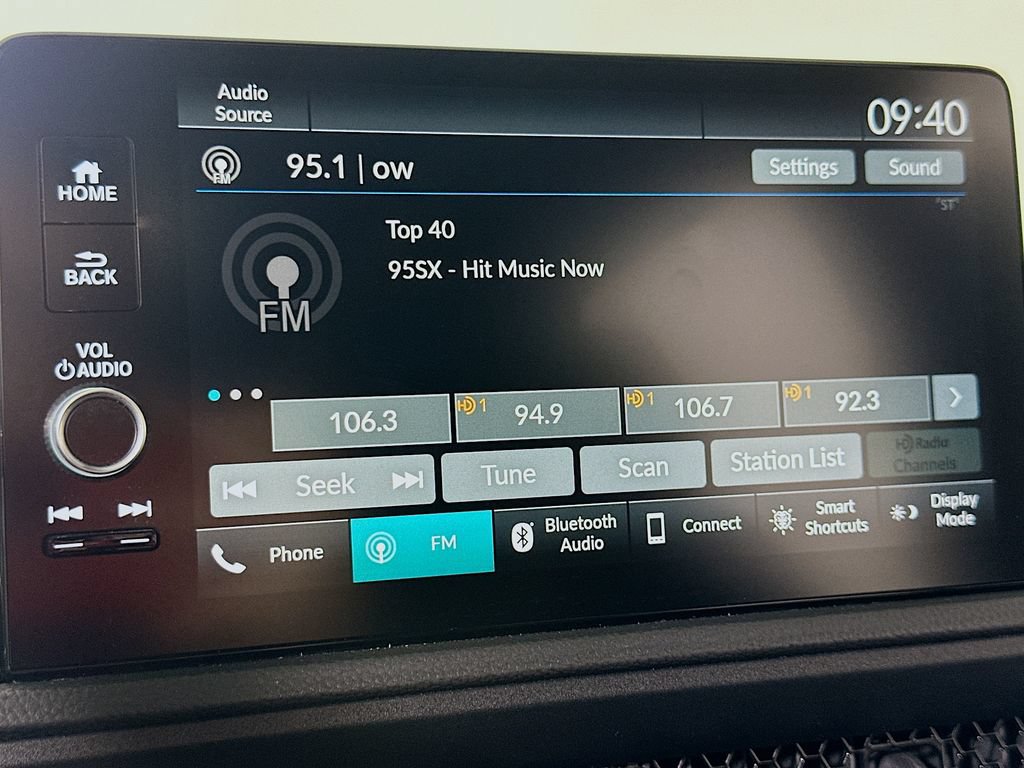 Used 2025 Honda CR-V Sport-L image 31