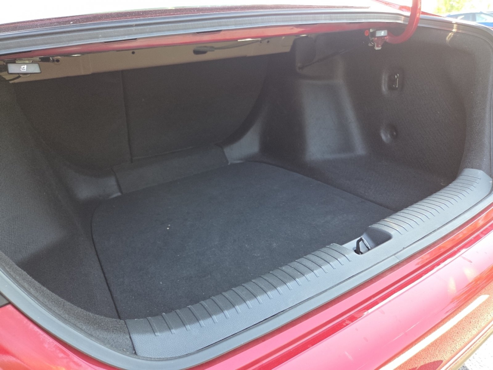 Used 2024 Honda Accord EX image 22