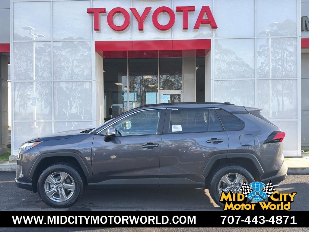New 2025 Toyota RAV4 XLE w/ Convenience Package
