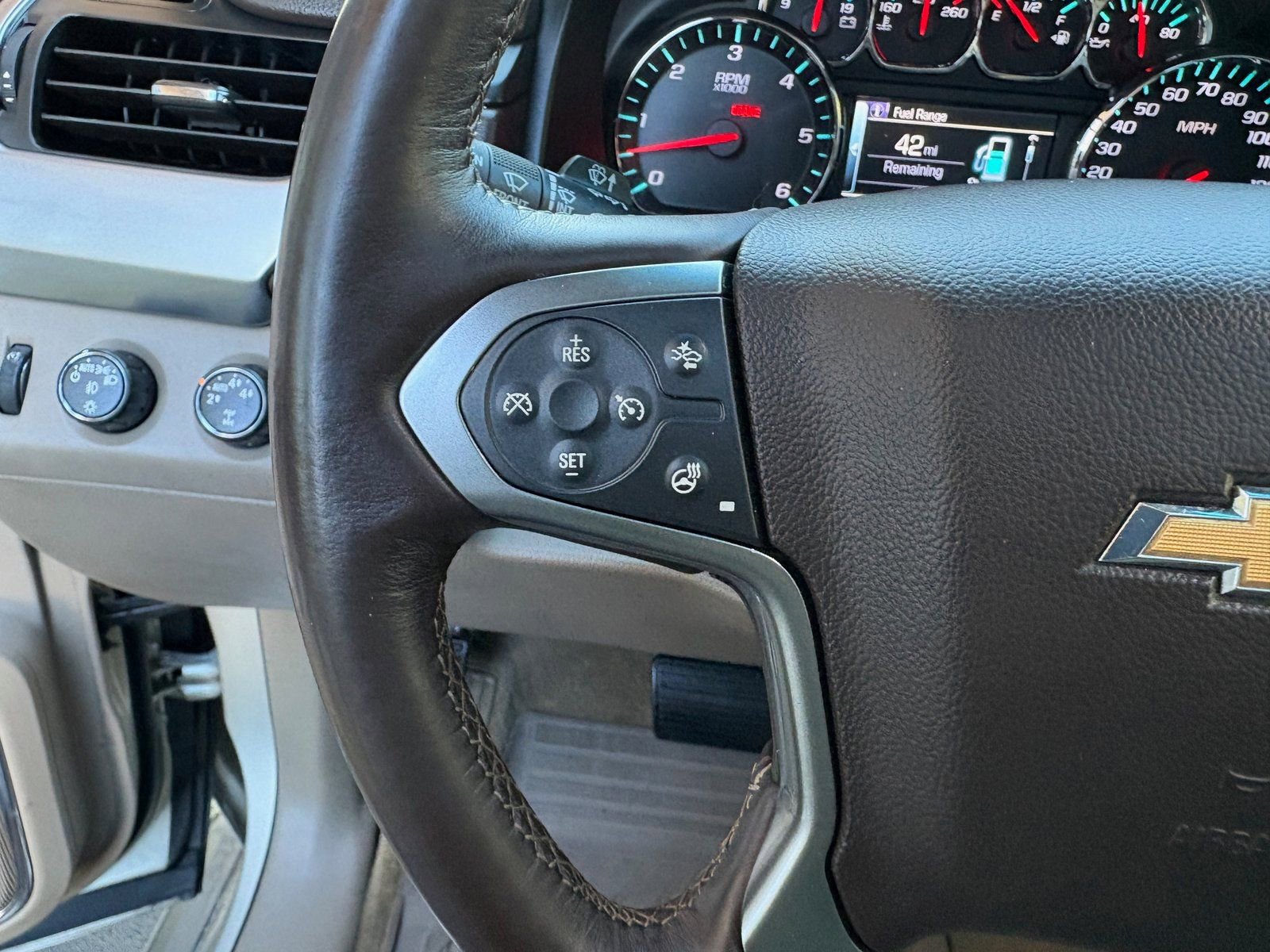 Used 2015 Chevrolet Suburban LTZ image 49