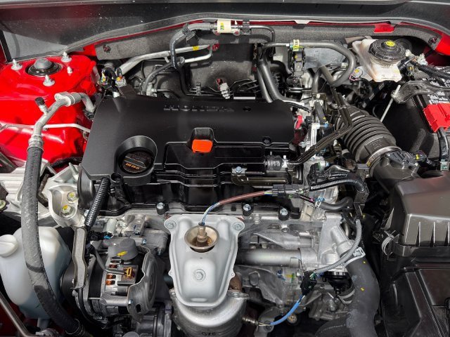 Certified 2025 Honda HR-V Sport image 24
