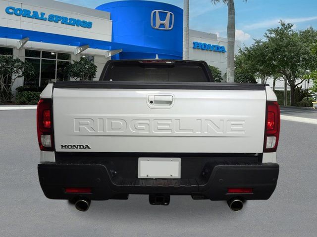 New 2025 Honda Ridgeline Black Edition image 4