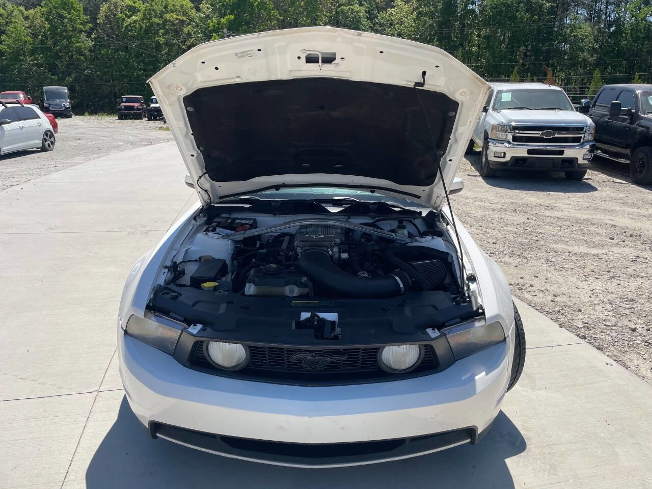 Used 2010 Ford Mustang GT Premium RWD image 26