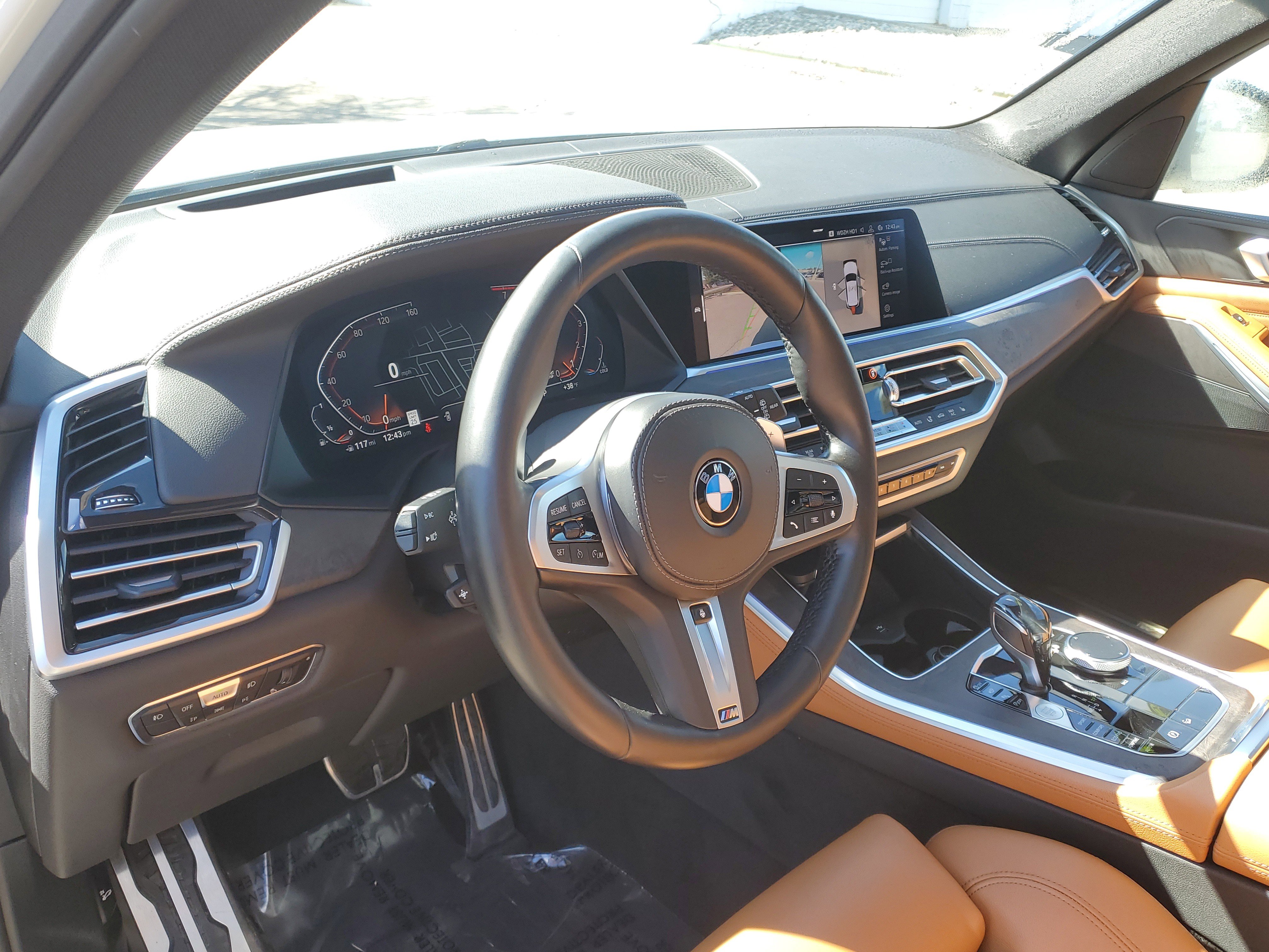 Used 2020 BMW X5 xDrive40i w/ M Sport Package image 10