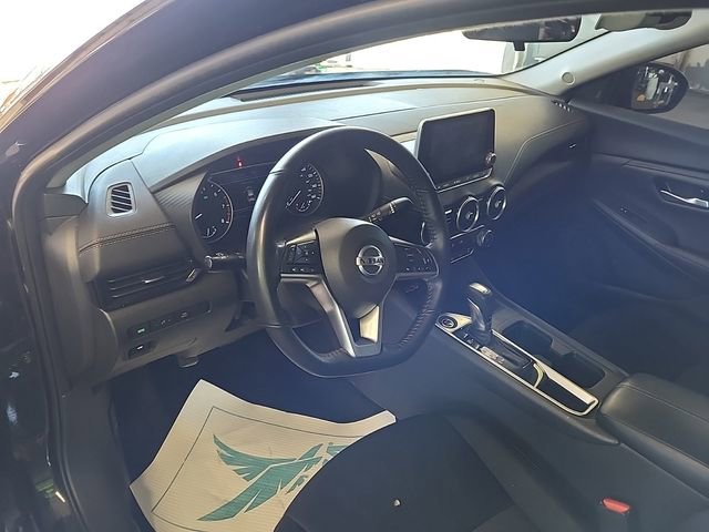 Used 2022 Nissan Sentra SV w/ Trunk Package FWD image 6
