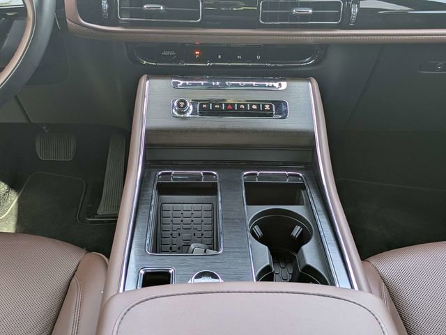 Used 2025 Lincoln Aviator Reserve w/ Jet Appearance Package image 20