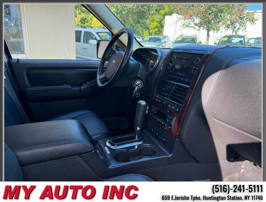 Used 2010 Ford Explorer Limited image 26