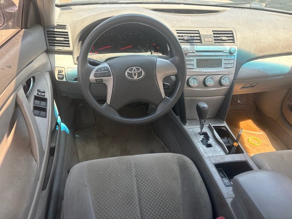 Used 2009 Toyota Camry LE FWD image 3