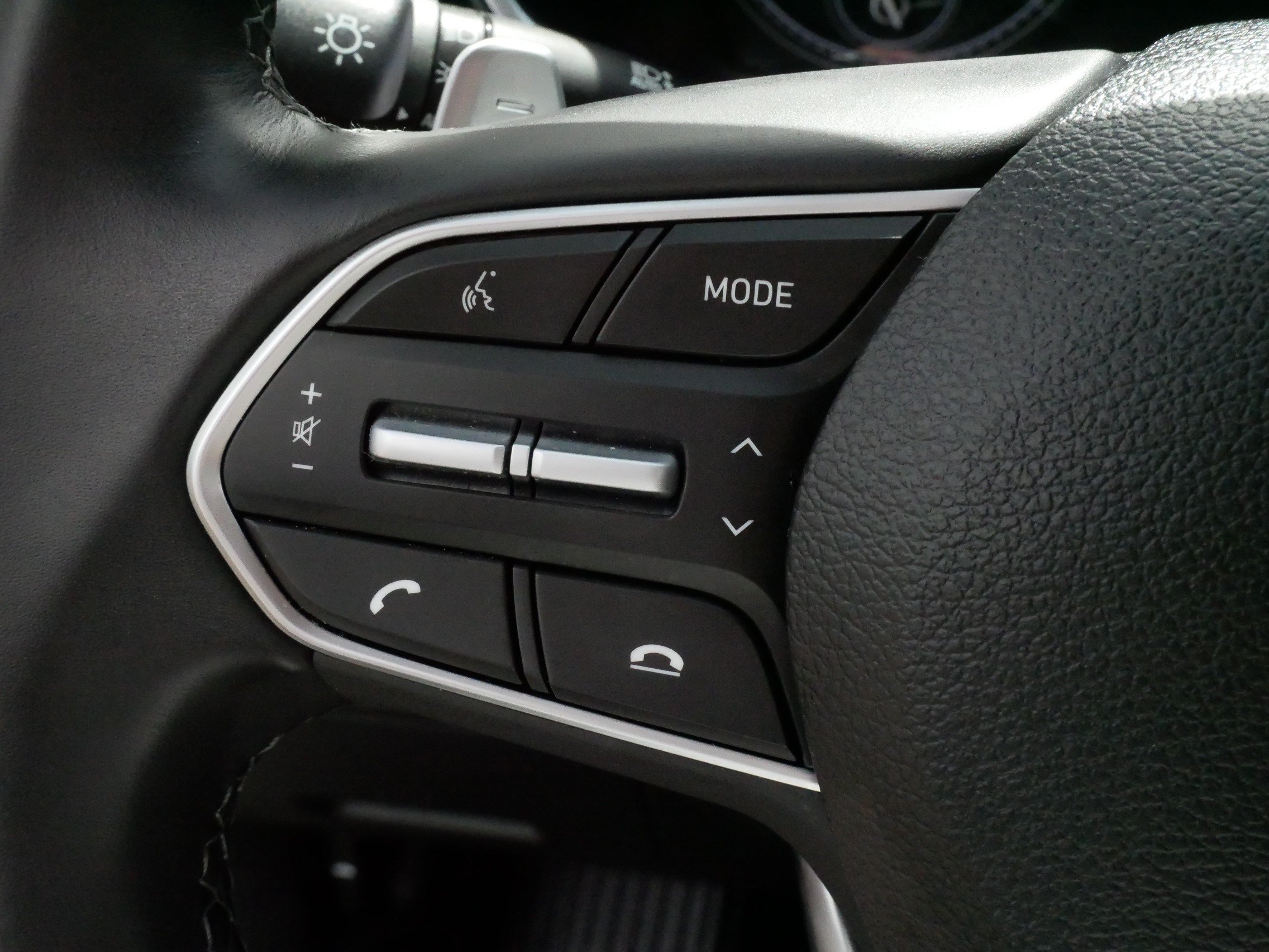 Used 2023 Hyundai Santa Fe SEL AWD/4WD image 25
