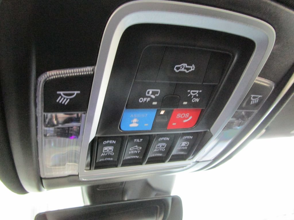 Used 2025 RAM 1500 Limited w/ Off Road Group AWD/4WD image 57