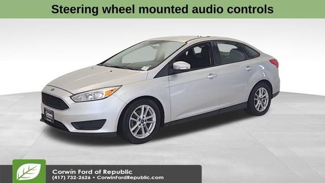 Used 2016 Ford Focus SE image 3