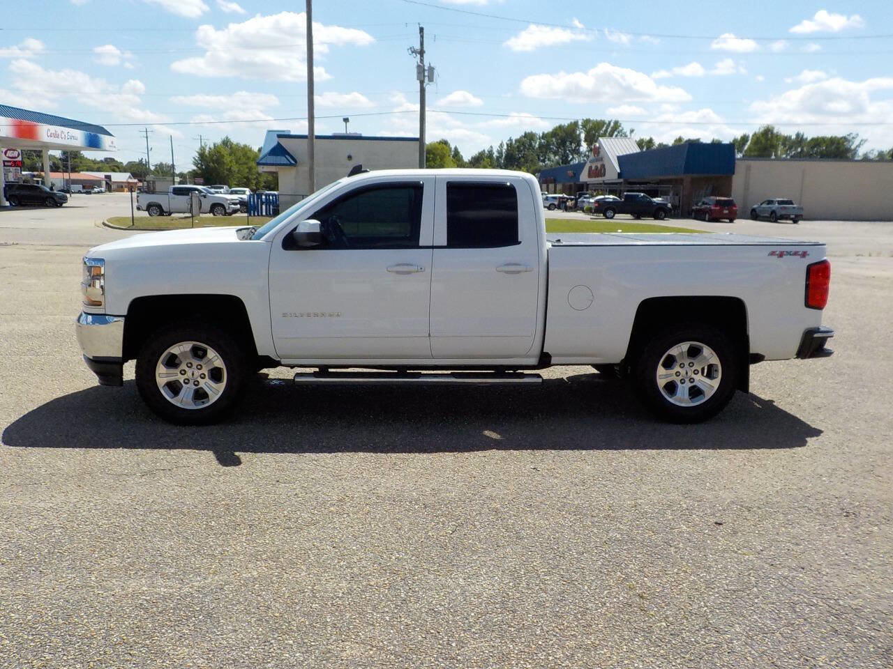 Used 2016 Chevrolet Silverado 1500 LT w/ All Star Edition AWD/4WD image 2
