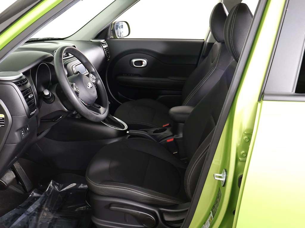 Used 2015 Kia Soul FWD image 27