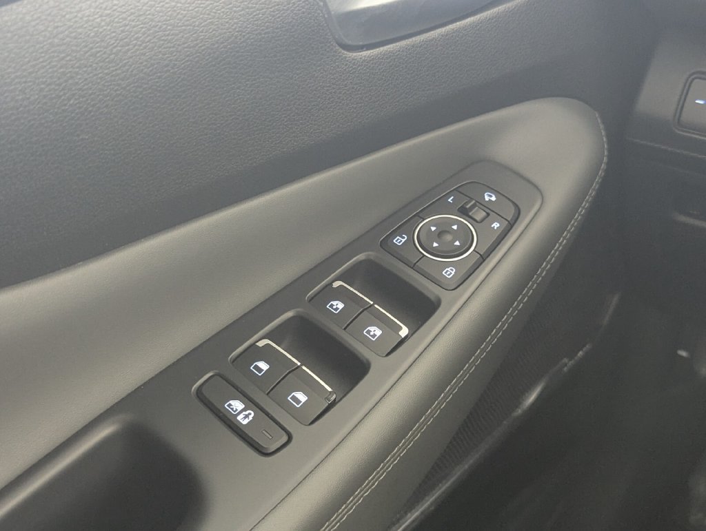 Certified 2023 Hyundai Santa Fe Limited AWD/4WD image 17