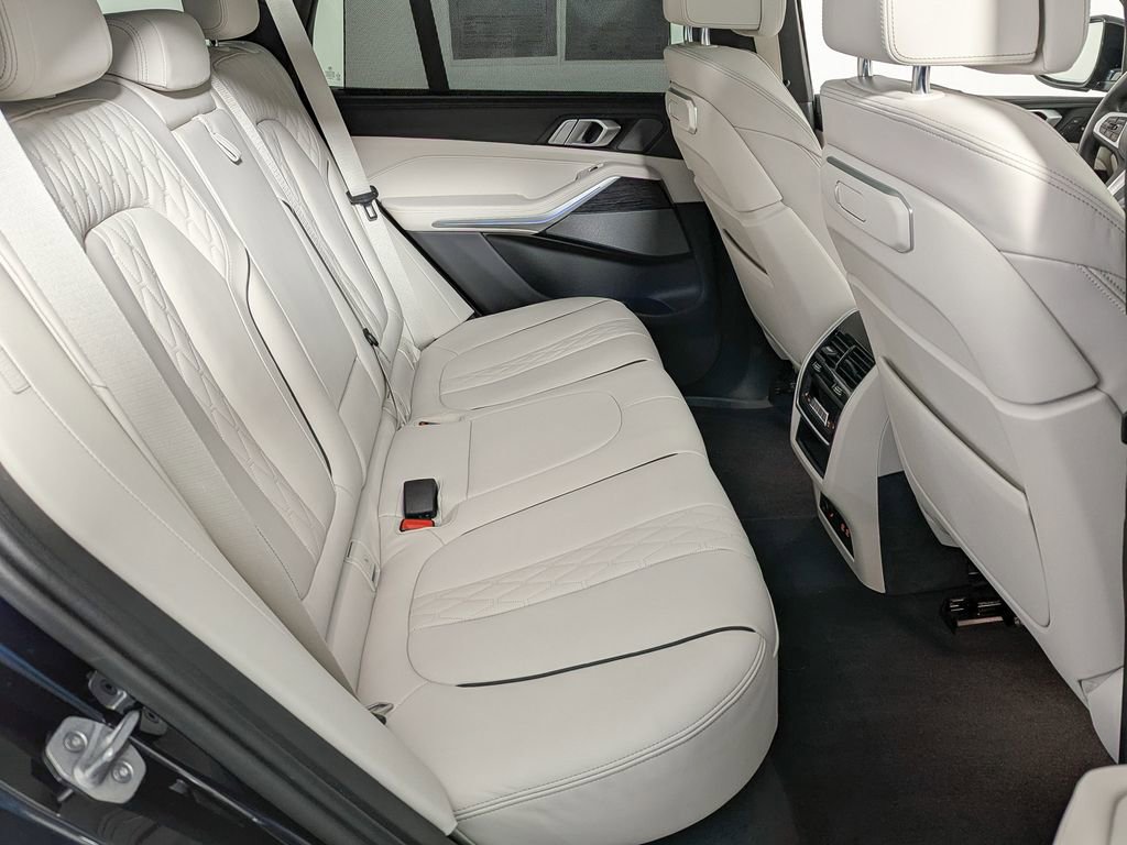 Certified 2024 BMW X5 xDrive40i w/ M Sport Package image 44