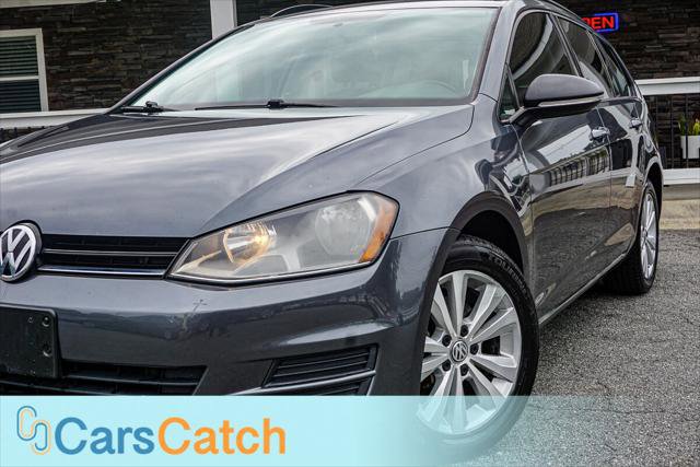 Used 2017 Volkswagen Golf S AWD/4WD image 4