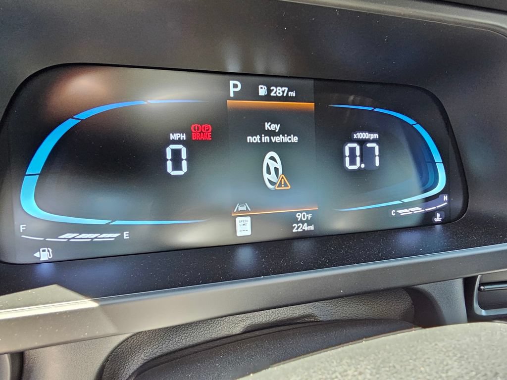 Certified 2026 Hyundai Elantra Sport FWD image 28