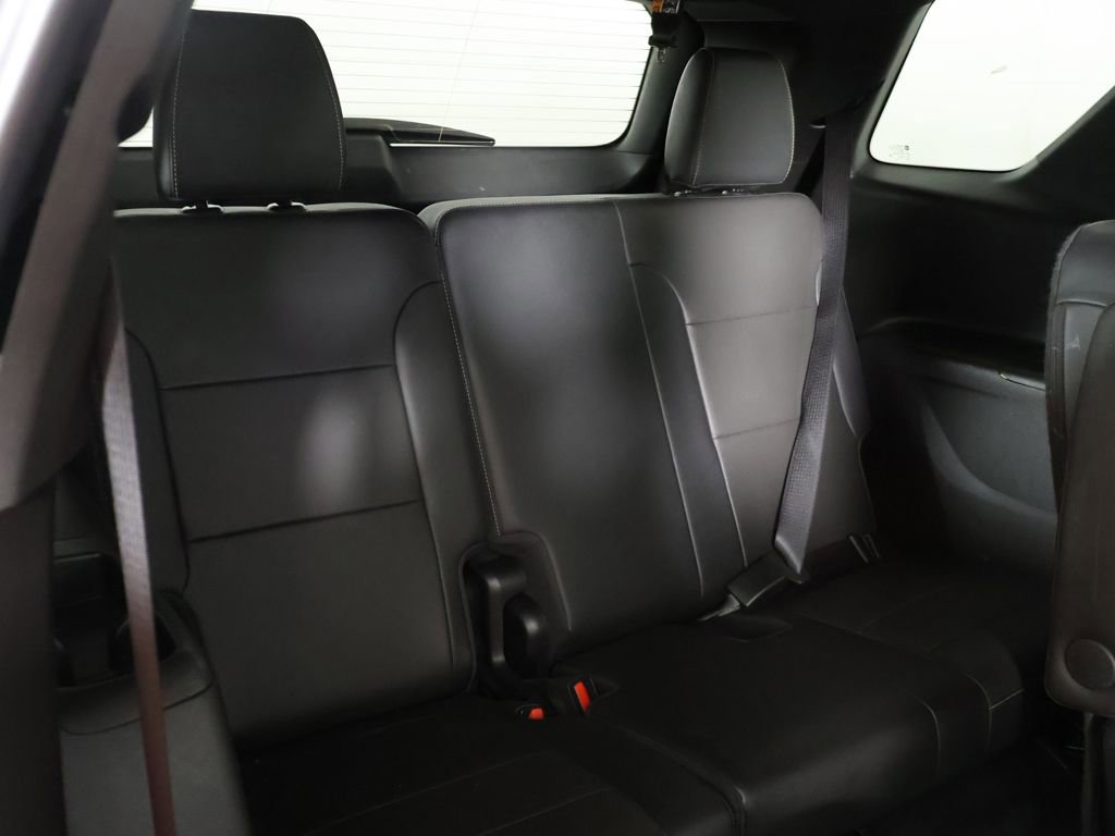 Used 2023 Chevrolet Traverse Premier AWD/4WD image 39