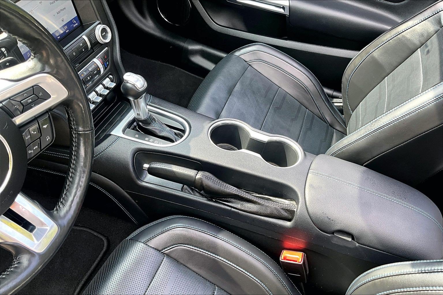 Used 2019 Ford Mustang GT Premium w/ GT Performance Package RWD image 14