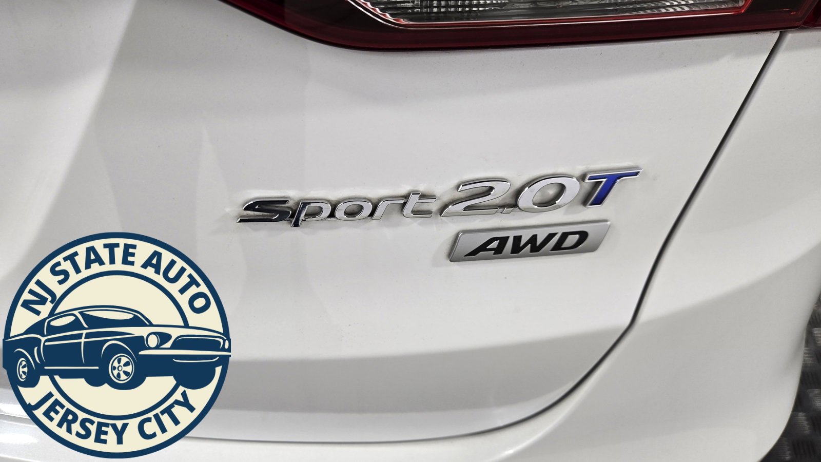 Used 2017 Hyundai Santa Fe Sport 2.0T image 29