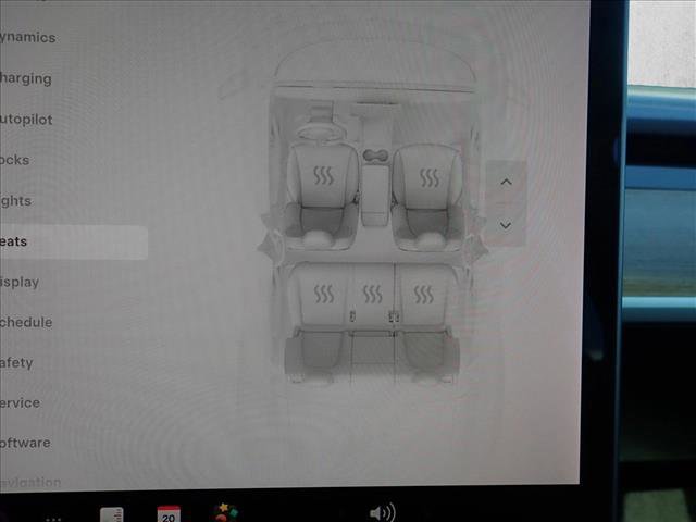 Used 2021 Tesla Model Y Long Range image 23