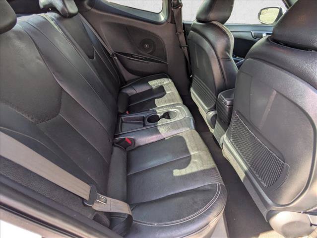 Used 2016 Hyundai Veloster Turbo FWD image 18