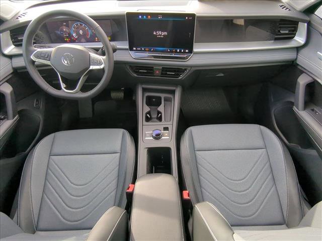 New 2026 Volkswagen Tiguan SE image 22
