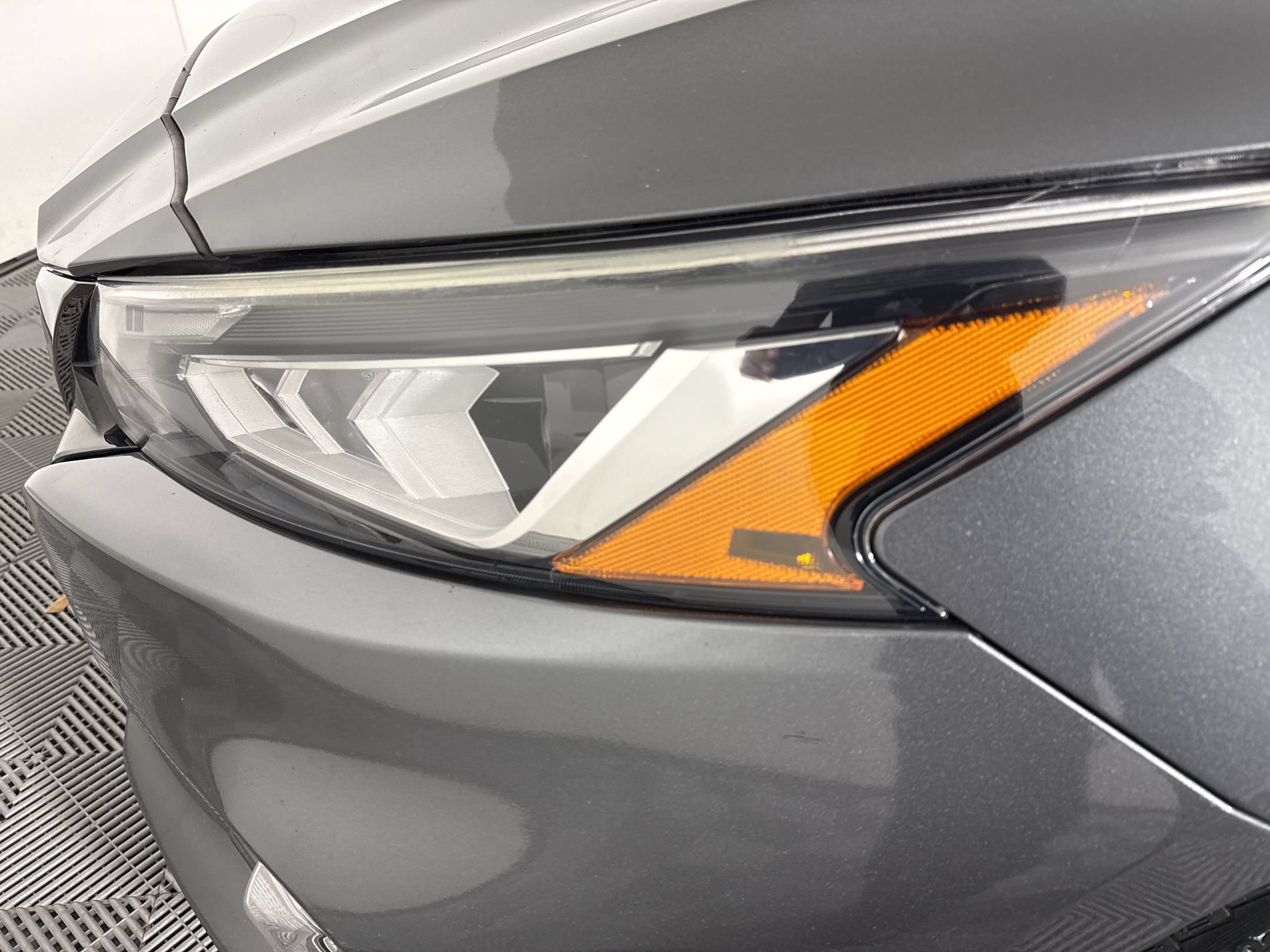 Used 2022 Nissan Altima 2.5 SR FWD image 10