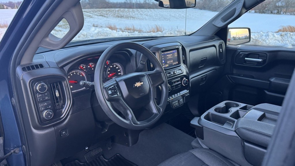 Used 2022 Chevrolet Silverado 1500 Custom image 13