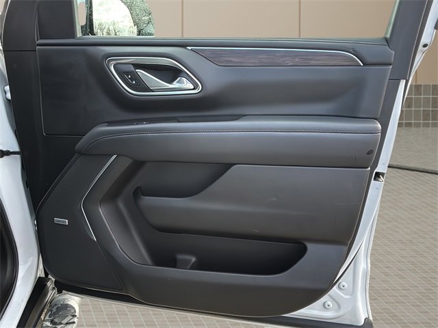 Used 2021 Chevrolet Suburban Z71 w/ Rear Media and Nav Package image 38