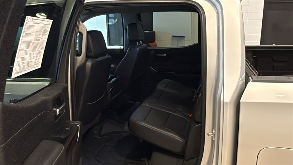 Used 2022 GMC Sierra 1500 SLT w/ SLT Premium Plus Package image 18