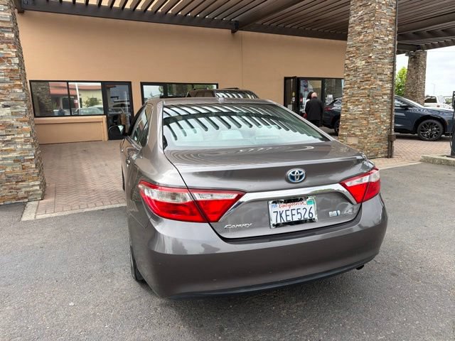 Used 2015 Toyota Camry LE FWD image 12