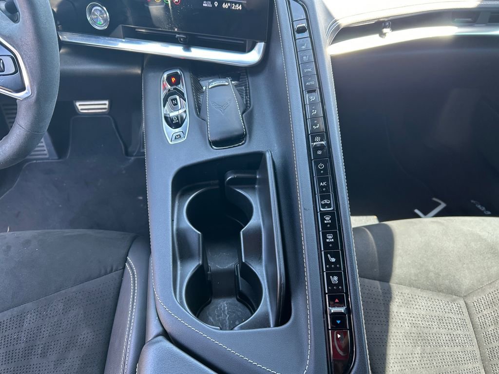 Used 2020 Chevrolet Corvette Stingray Preferred Cpe w/ 2LT Preferred Equipment Group RWD image 13