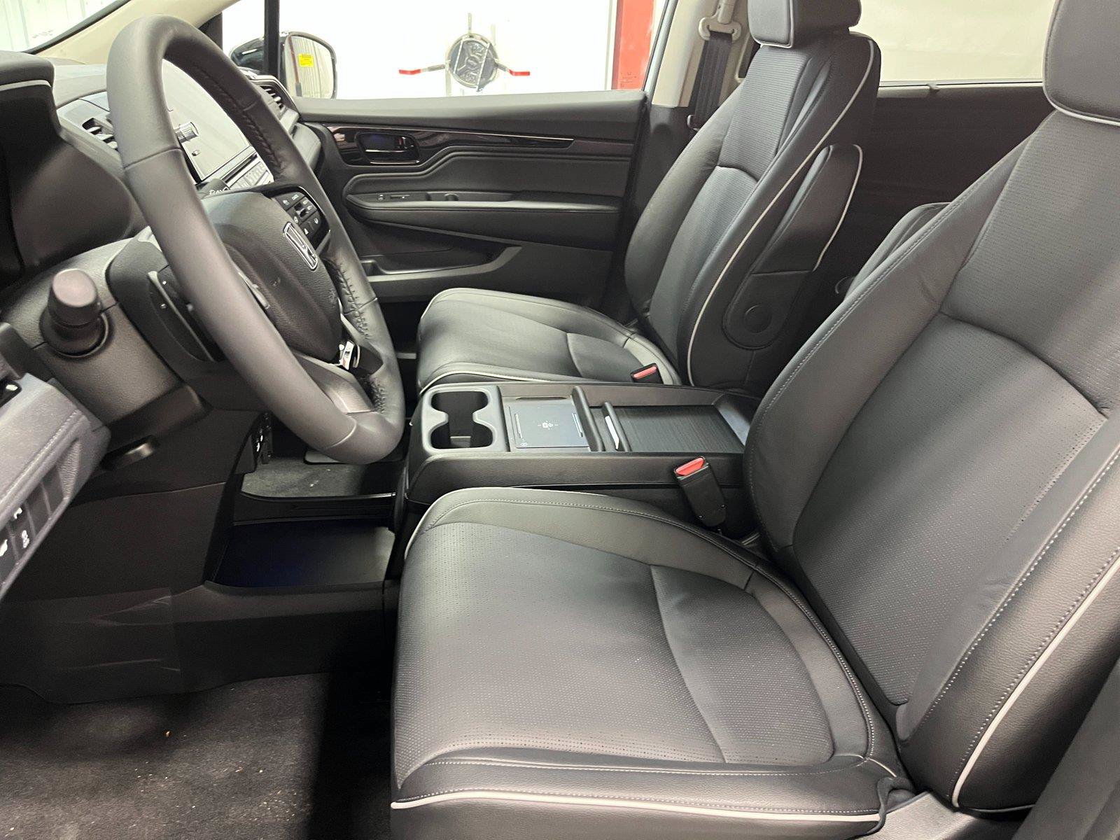 New 2027 Honda Odyssey Elite image 15