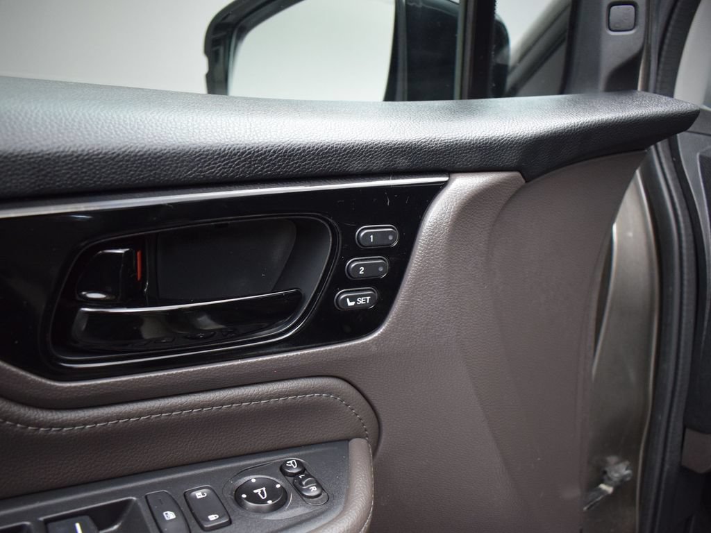 Used 2018 Honda Odyssey Elite image 18