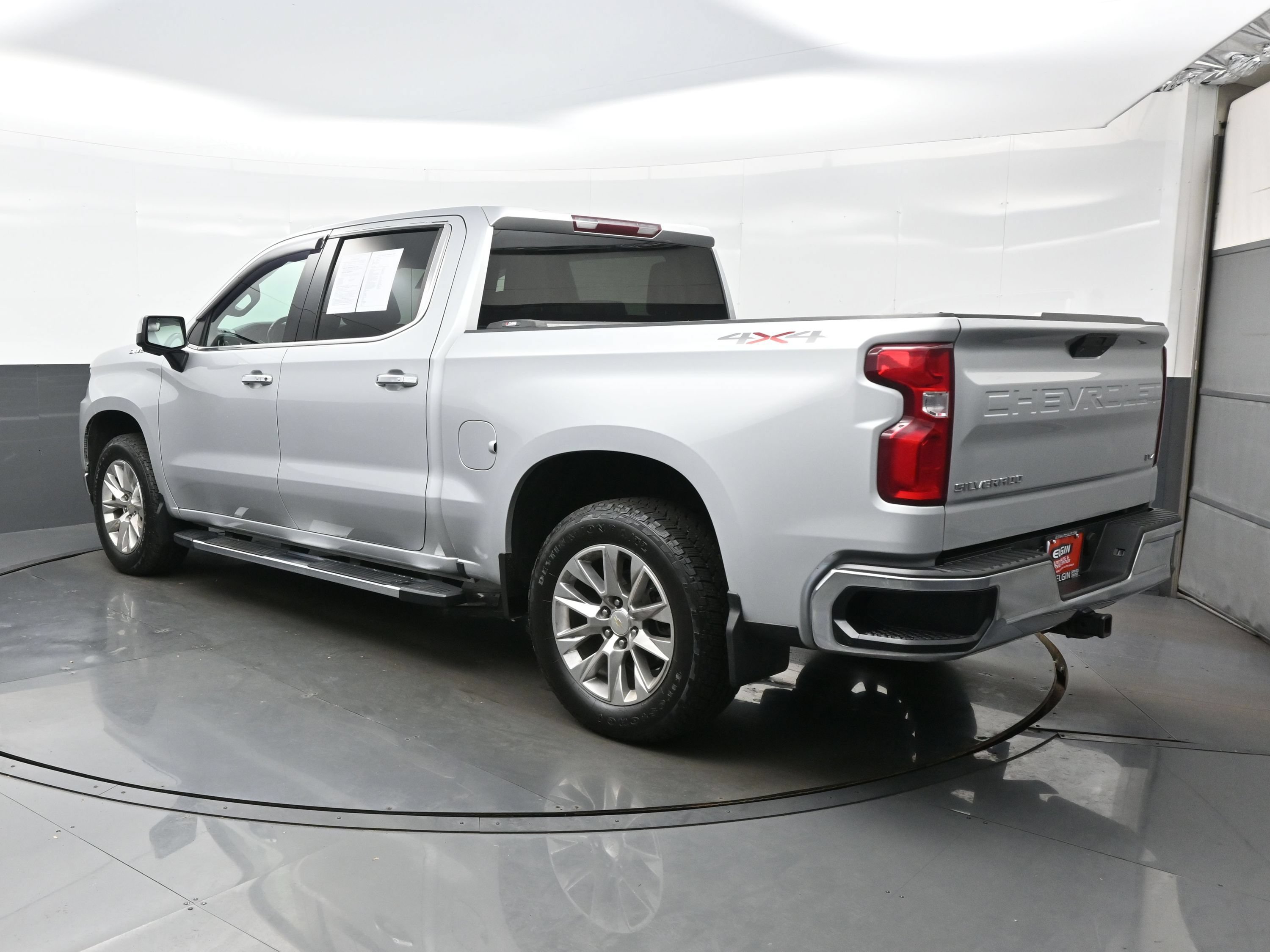 Used 2019 Chevrolet Silverado 1500 LTZ w/ Max Trailering Package AWD/4WD image 4