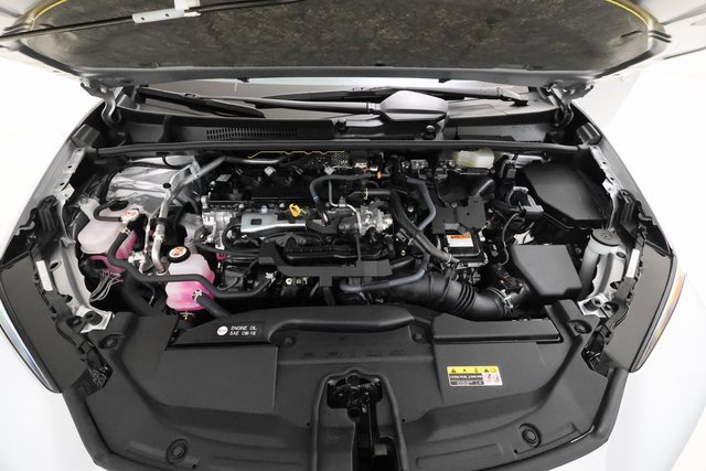 Used 2024 Toyota Prius XLE image 5