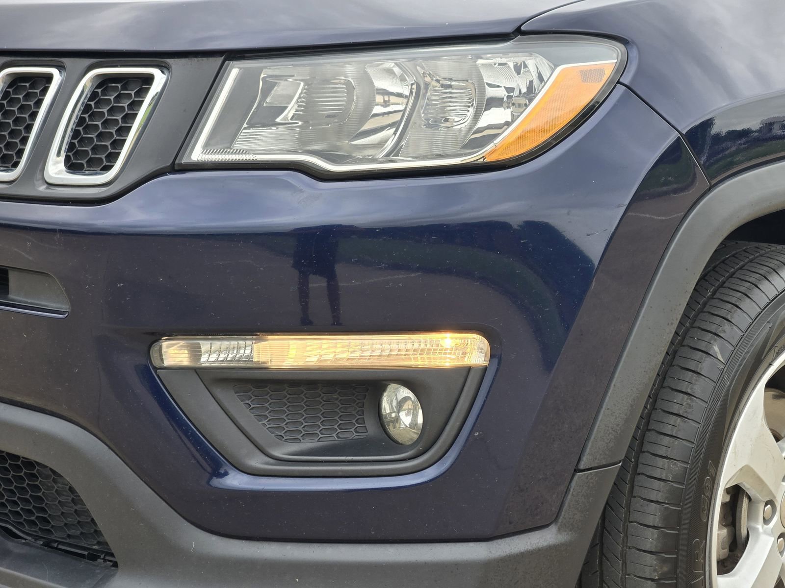 Used 2019 Jeep Compass Latitude w/ Popular Equipment Group image 10
