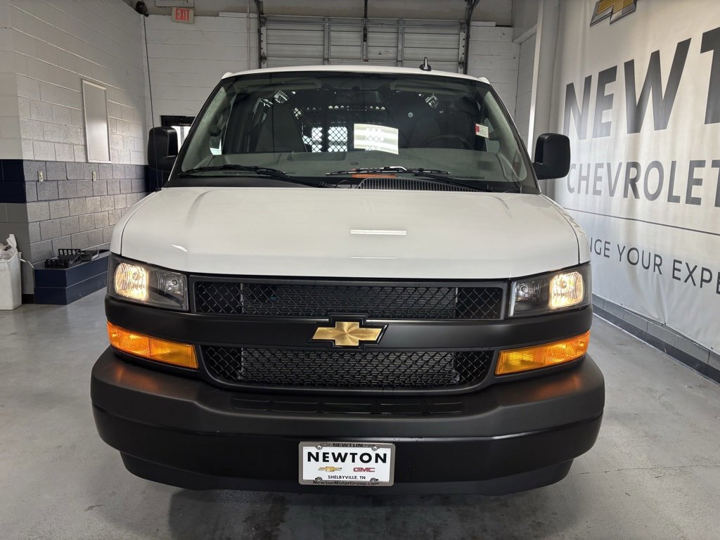 New 2025 Chevrolet Express 2500 w/ Driver Convenience Package image 15