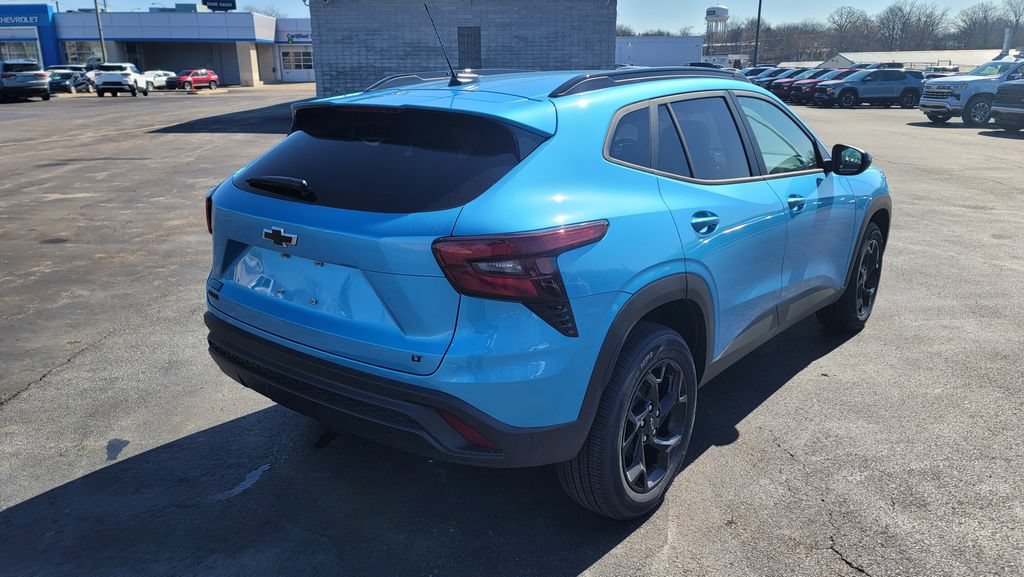 New 2026 Chevrolet Trax LT image 12