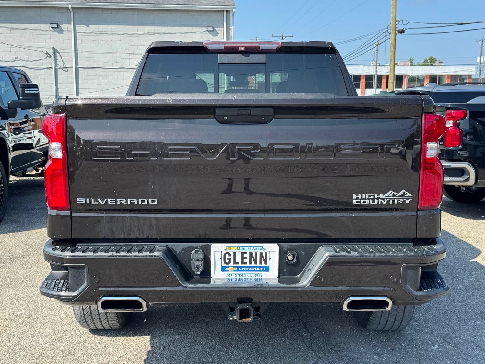 Used 2019 Chevrolet Silverado 1500 High Country w/ Technology Package AWD/4WD image 5