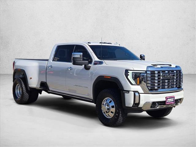 Used 2024 GMC Sierra 3500 Denali w/ Denali Reserve Package AWD/4WD image 3