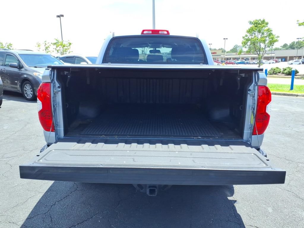 Used 2016 Toyota Tundra SR5 w/ SR5 Upgrade Package RWD image 26