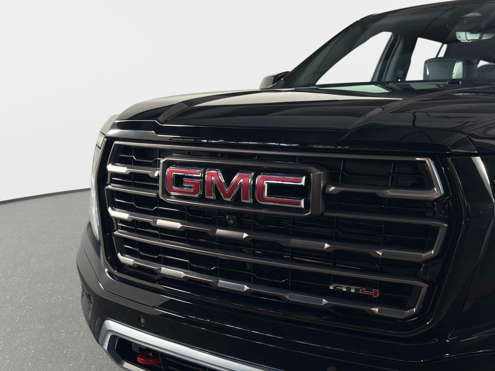 Used 2026 GMC Yukon AT4 Ultimate w/ LPO, Floor Liner Package AWD/4WD image 11